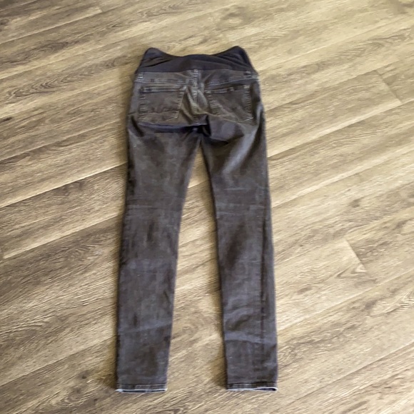 7 for all man kind maternity skinny jeans - Picture 3 of 5